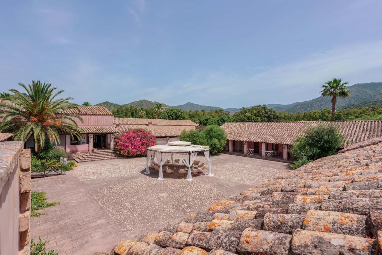 Il Monastero Hotel Geremeas Ngoại thất bức ảnh