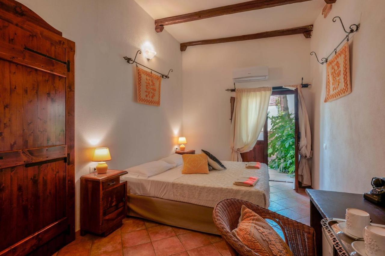 Il Monastero Hotel Geremeas Ngoại thất bức ảnh