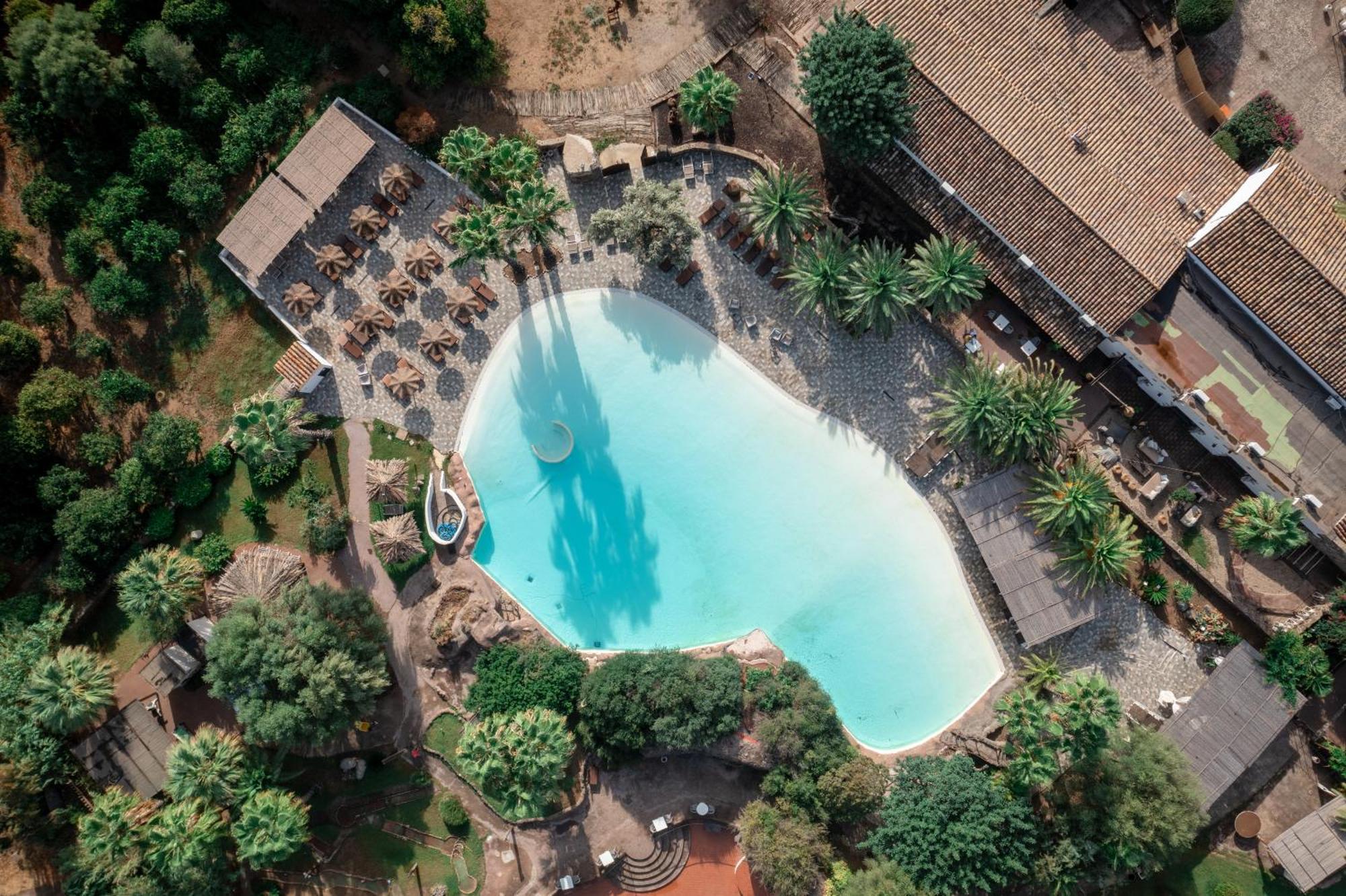 Il Monastero Hotel Geremeas Ngoại thất bức ảnh