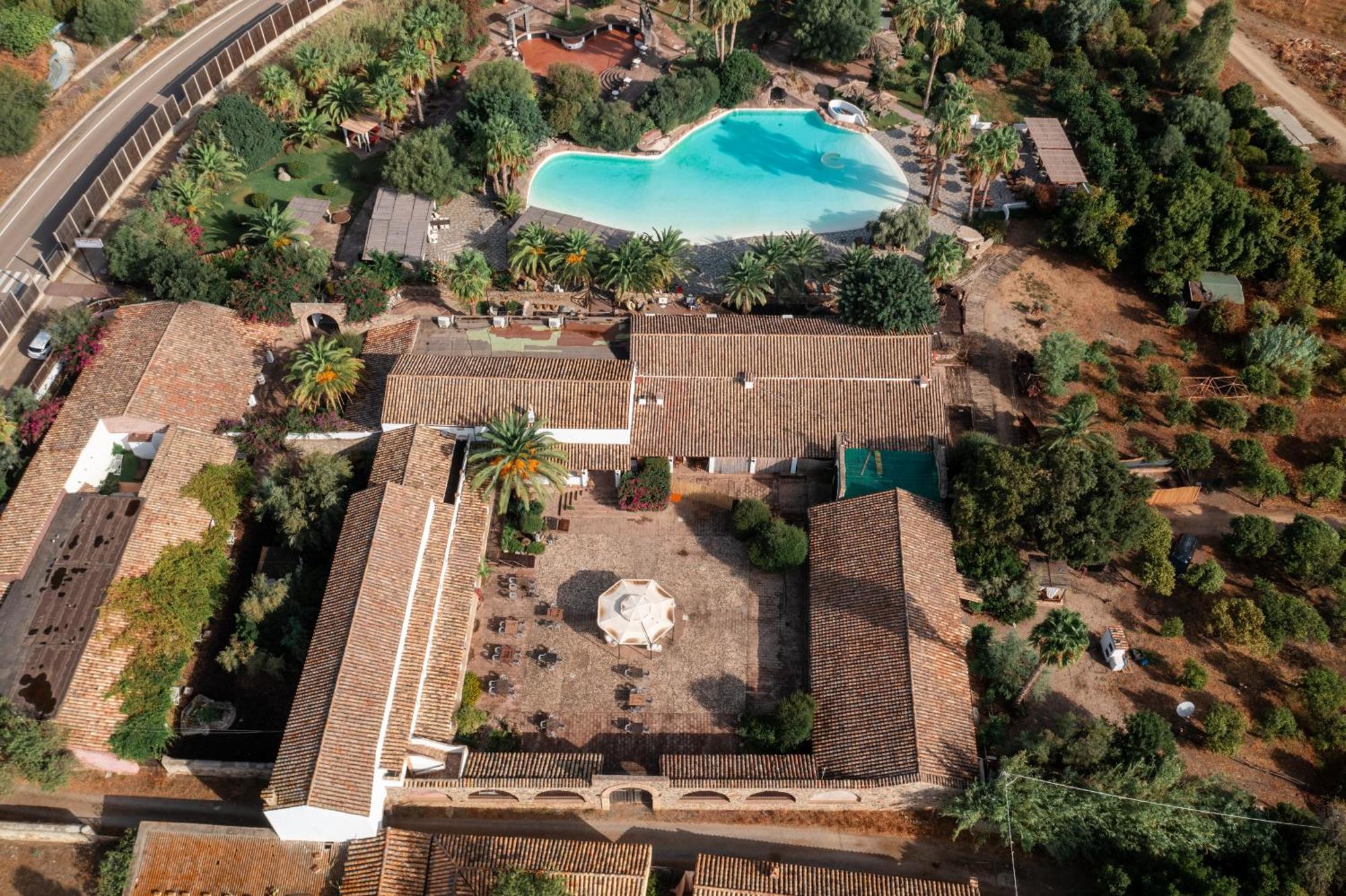 Il Monastero Hotel Geremeas Ngoại thất bức ảnh